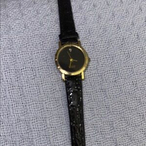 Vintage Minimalist Gold-Tone Quartz Watch Black Dial Diamond Accent Leather Band